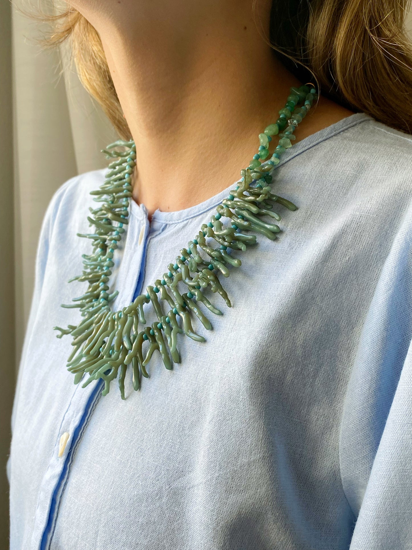 Collar verde agua